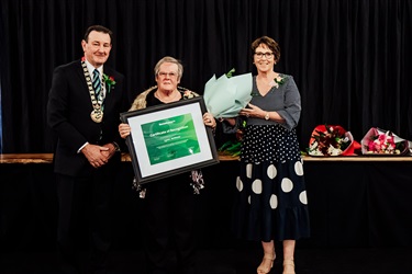 Lynne McKenzie - Receiving Certificate of Recognition.