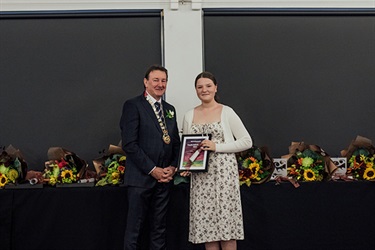 Horowhenua-Youth-Excellence-Scholarships-2022-Amber-Rollinson-Art-Culture-1.jpg