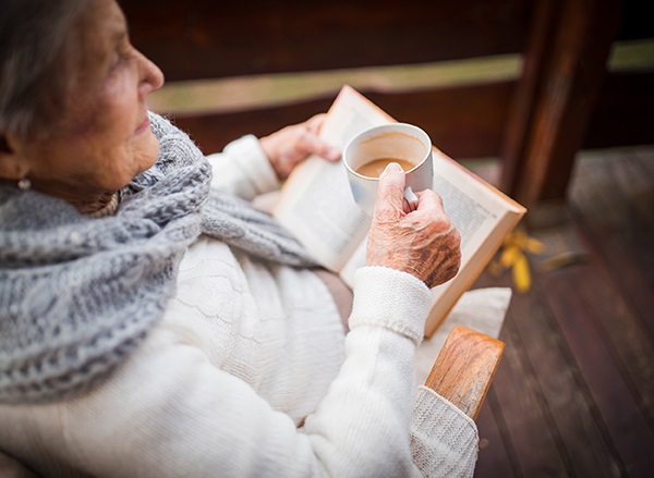 Bringing-Awareness-to-Dementia-Elderly-woman-drinking-tea.jpg