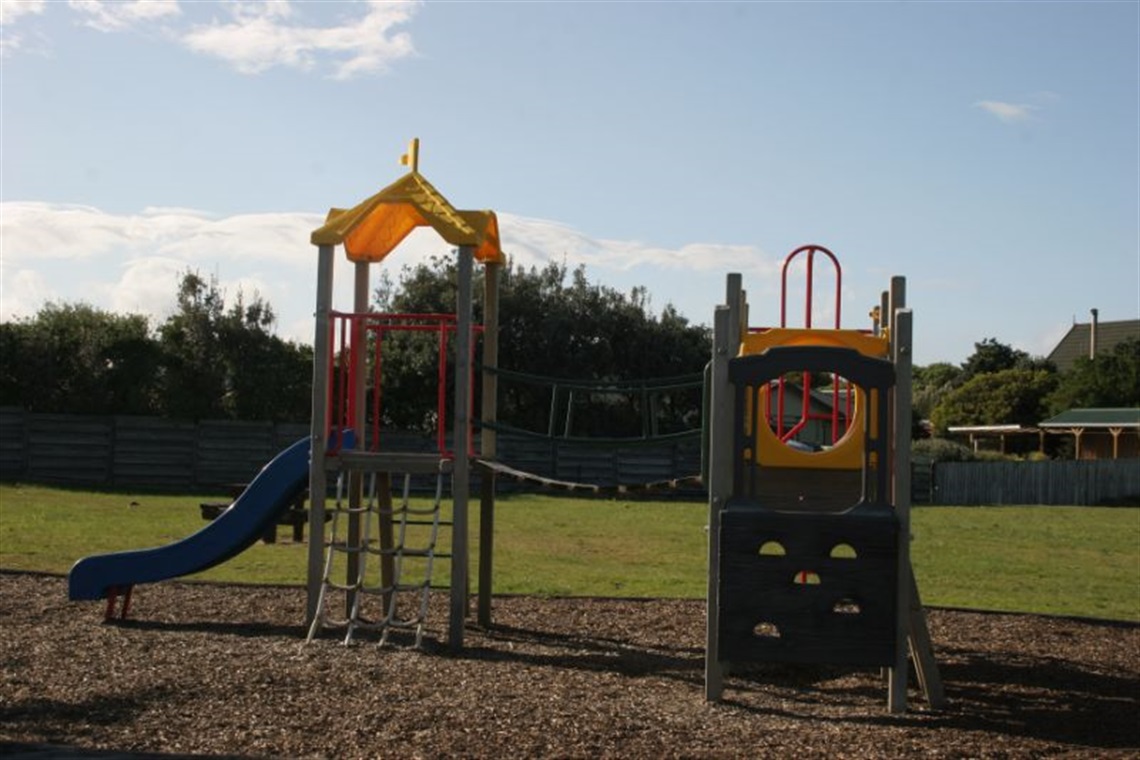 Holmwood-Park.jpg